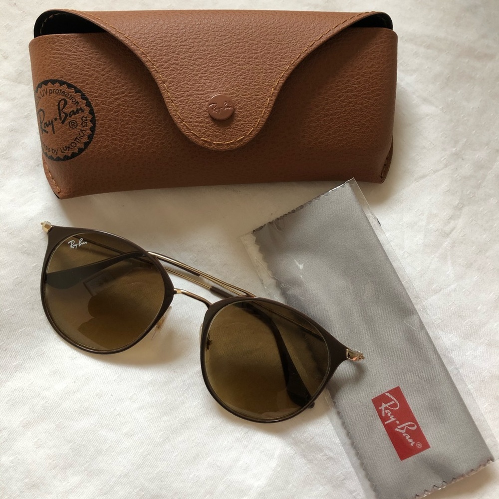 ray ban sunglasses - Picture 1 of 1